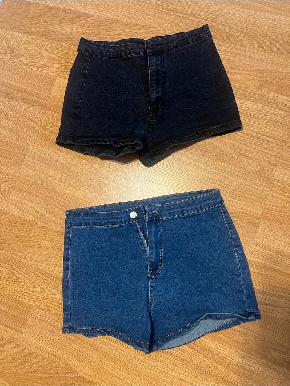 SHEIN Two-Pack High Waist Denim Shorts in Black & Blue